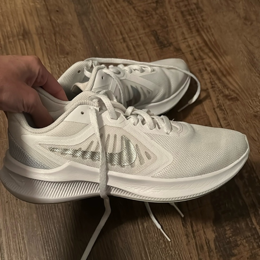 Nikes 6.5